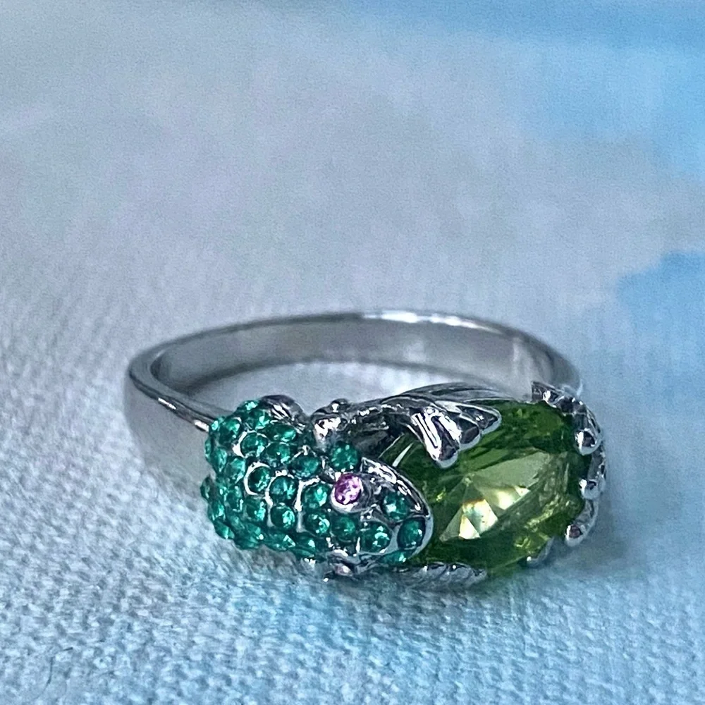 Vintage Green Cubic Zirconia Frog Ring Size 9.75